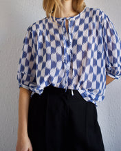 Load image into Gallery viewer, Guy Laroche Cotton Print Blouse