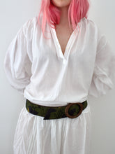 Load image into Gallery viewer, Vintage White Cotton Blouse
