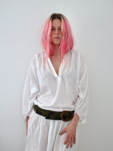 Load image into Gallery viewer, Vintage White Cotton Blouse
