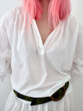 Load image into Gallery viewer, Vintage White Cotton Blouse
