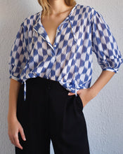 Load image into Gallery viewer, Guy Laroche Cotton Print Blouse
